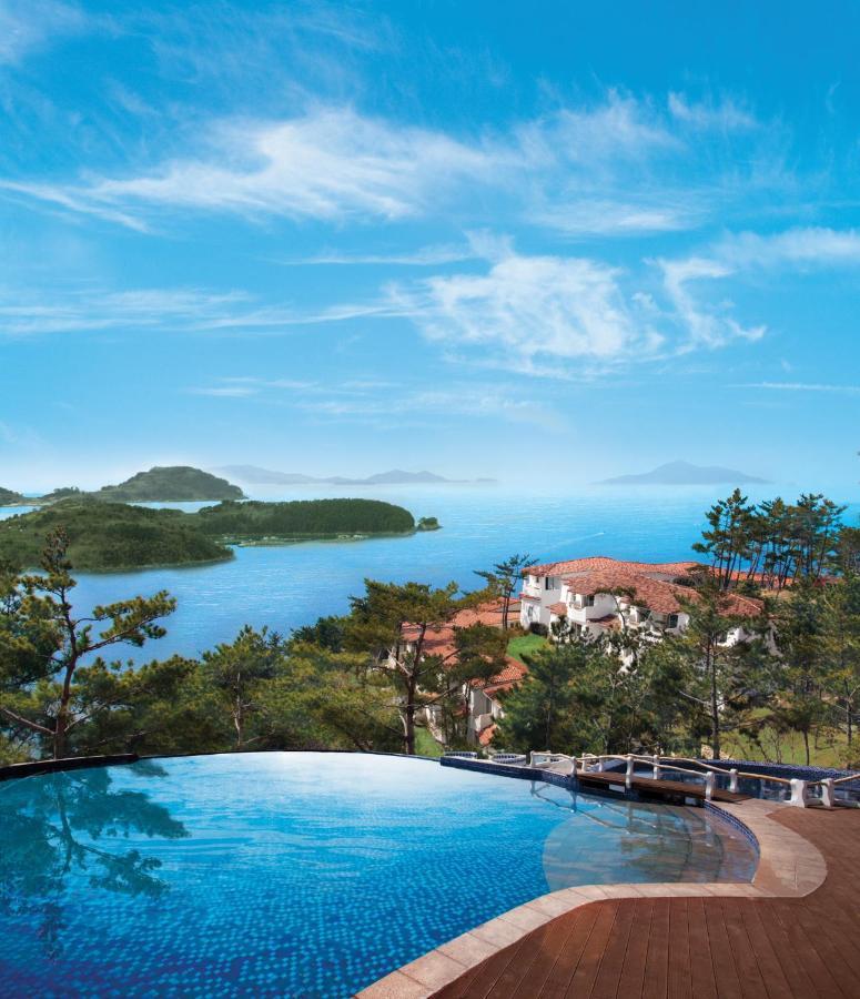 Club Es Tongyeong Resort Экстерьер фото